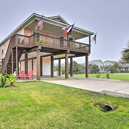 Galveston Home With Canal View Quarter Mi To The Beach!